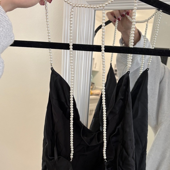 Cami NYC Black Top with pearlStraps - Picture 3 of 3